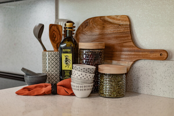 patterned-tabletop-kitchen-decor